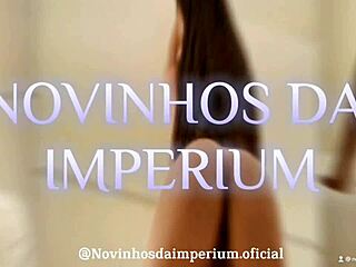 Novinha Pounds Glory Hole Hard!