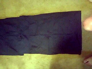 Gay Amateur Cock Cums During Solo Masturbation