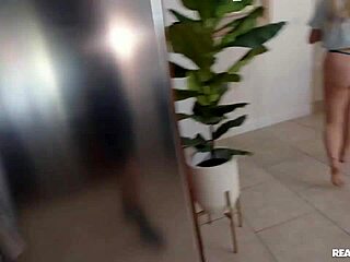 closet perv licks the flirt's pussy