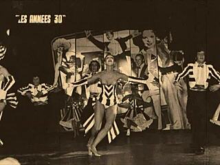 Watch These Vintage Showgirls Undress And Dance Seductively!