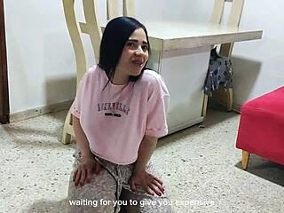 गर्लफ्रेंड बार्बी मूवी को हॉट सक्�िंग वीडियो के लिए ट्रेड करती है!