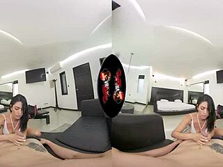 Hey, Check Out This Sexy Latina Babe In VR