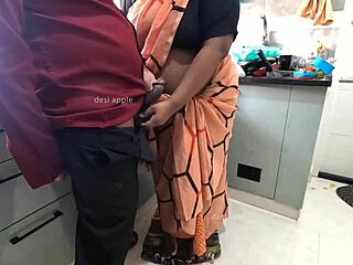 बंगाली मेड Aashni Mondal के सामने जर्किंग