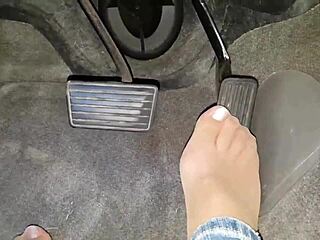 Intimate Webcam Session With Amateur Fetish Enthusiast