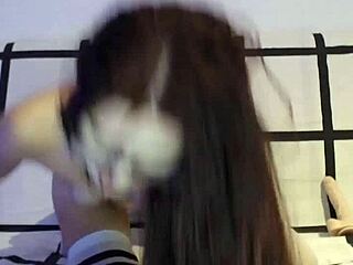 Steamy webcam action with a beautiful teen’s masturbation scene