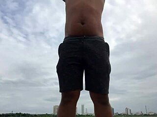 Big boy works hard with massive cock to satisfy Brazilian amateur in homemade clip