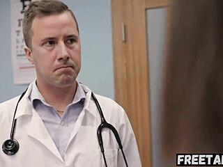 वाह, प्रेग्नेंट लेक्सी लूना पूरे दिन अजनबियों के साथ धोखा देती है!