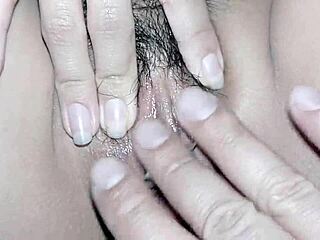 xxx desi first time with stepsister at home under her skirt.