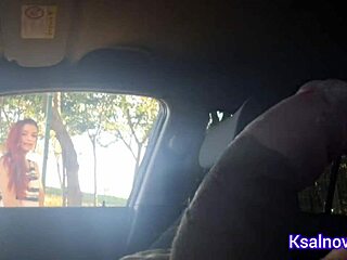 Mostrei Pau Para Novinha Na Rua E Pedi Informação Pra Ela