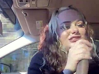 Steamy encounter with an Italian beauty in a car head