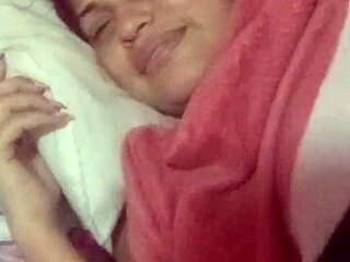 अरे मेरे जवान सांड, कुकोल्ड जल्दी चला गया, मुझे चोदेगा?