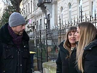 नाराज हॉटीज एवेलिन और सिल्विया डेलाई वाइल्ड डीपी गैंगबैंग में स्टार GP2988