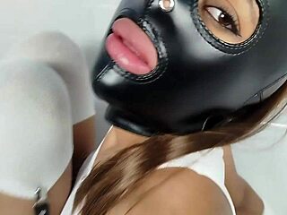 Does The Pervert Wife Suck Cock In Bathtub Before Face Fucking?