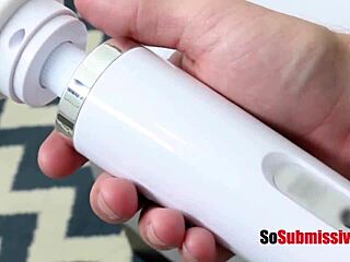 यह बॉन्डेज डॉम सब सेक्सटेप में मैंने बूढ़े आदमी को बांधकर फेमडॉम ओरल मिशनरी और फेशियल किया।