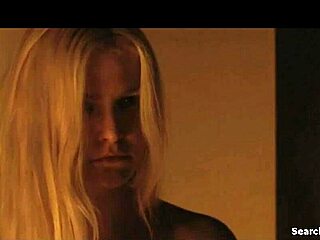 Whitney Able डार्क 2015 सेलेब्रिटी सीन में ऐपियर्स करती है