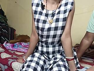 मैंने अपनी इंडियन गर्लफ्रेंड को किस किया फिर हार्डकोर सेक्स में उसके मुँह में कम कर दिया