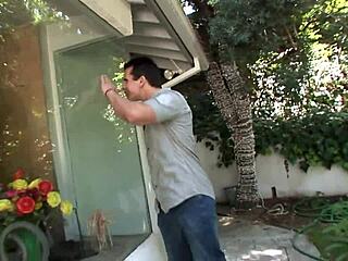 I am petite and sexy in this xxx video