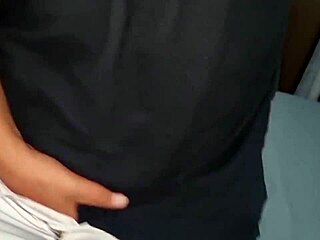 Ansima Moans and Squirts Close-Up from Huge Cock in Ass