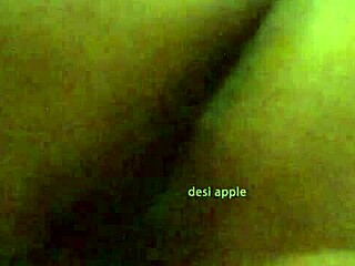 Delhi Girlfriend's Hot Sex Tape!