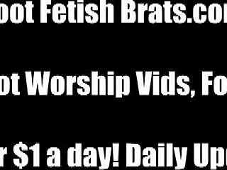 Bella sucking on Rachel's beautiful toes – want me to lick your feet while you jerk off?