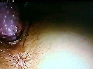 अंधी पत्नी को डिल्डो से जोर से चोदा जाता है