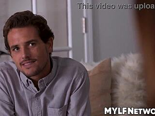 Sovereign syre surprises dopey husband with ass after work