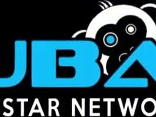 Abigail Mac And Vyxen Steel Give Double Blowjob