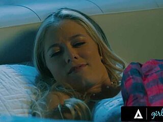 River Lynn Catches Stepmom Annie King Fingering Her Bestie Gal Ritchie's Pussy.