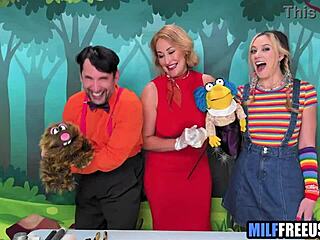 ब्लोंड मिल्फ और टीन 18+ को फेसफक करके यूज किया FFM थ्रीसम में सीसम स्ट्रीट सेट पर