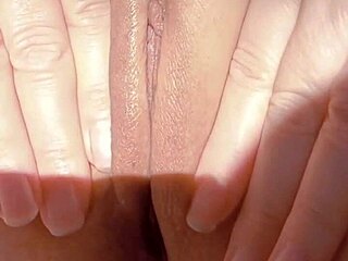 maturemons starts her day with early morning relaxation