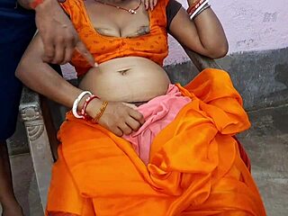 हॉट गांव की टीन की फुल न्यूड सुहागरात फैंटसी, आर्मपिट और चूत चाटना!