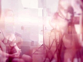 Big titty british teen masturbates with fingers to orgasm?