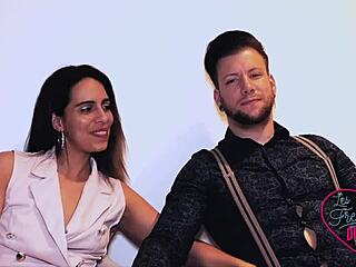 Joy Magnifique Brune Se Fait Prendre Par Le Cul