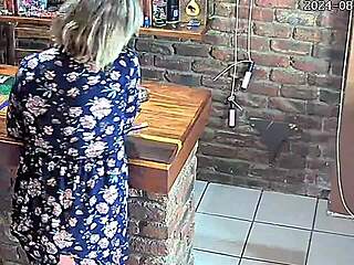 Caught My Cheating Wife Fucking The Pool Guy With Hidden Cam In Outdoor Sex