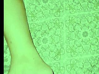 बर्थडे गर्ल ने सौतेले डैड को ताबू ओल्ड यंग पीओवी सेक्स में मुंह में लिया