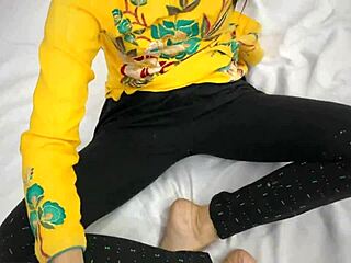 Indian hot desi aunty gets hardcore fucked in full xxx scene