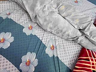 Creampie Explosion In Girlfriend's Sister Alone At Home!