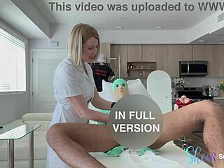 In my hands the latex kings balls became smooth and empty