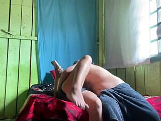 sexo caseiro com big ass brazilian brunette girlfriend cum on ass