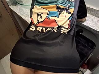 Overwhelmed With Desire As Curvy Latina Sneaks Away From Boyfriend For Passionate Sex With Waiter In Restaurant Bathroom