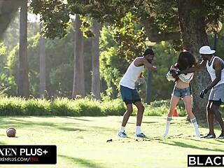 बीबीसी लवर ब्रूनेट सॉयर कैसिडी को दो मॉन्स्टर लंडों ने स्पिट रोस्ट किया वाह!